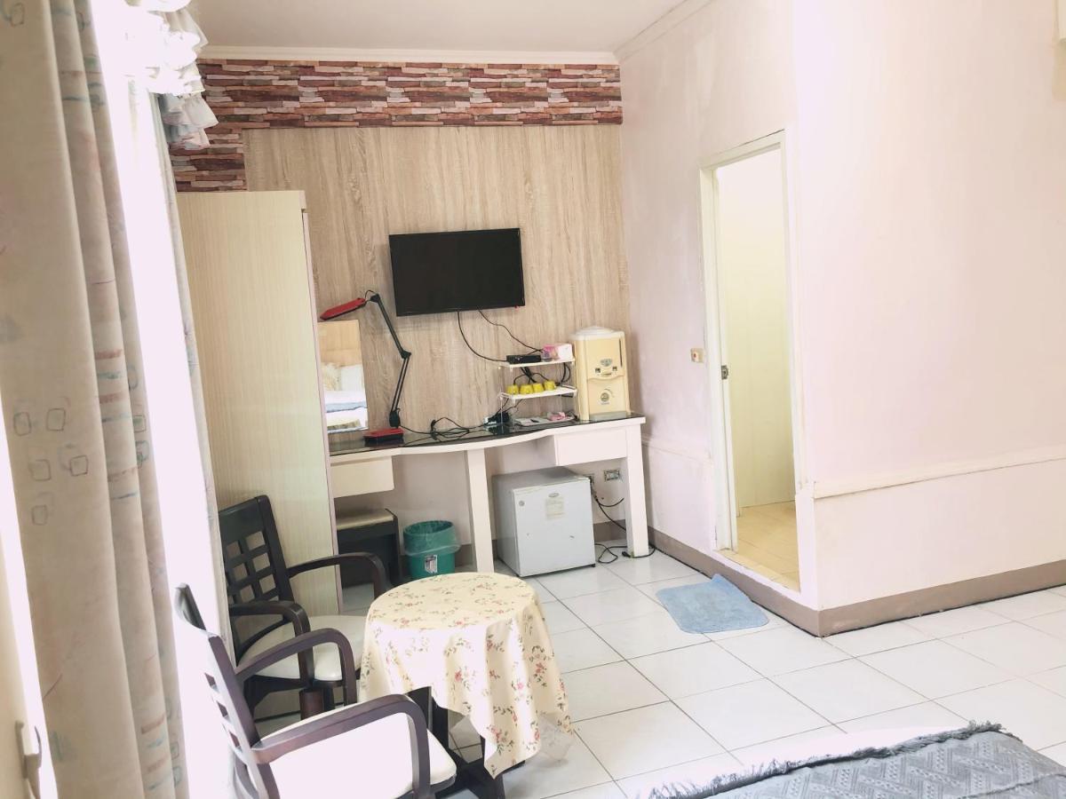 Chia Yun Homestay Luodong Bagian luar foto