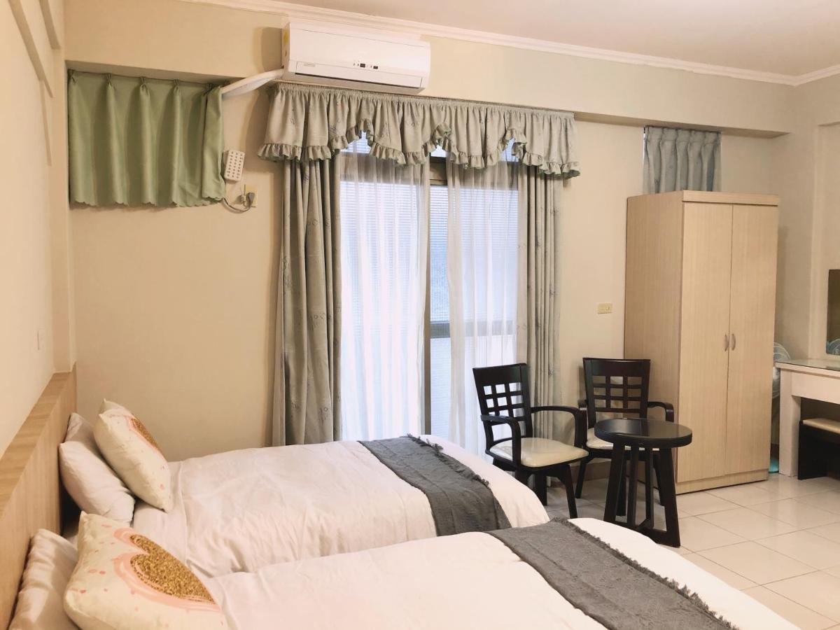 Chia Yun Homestay Luodong Bagian luar foto